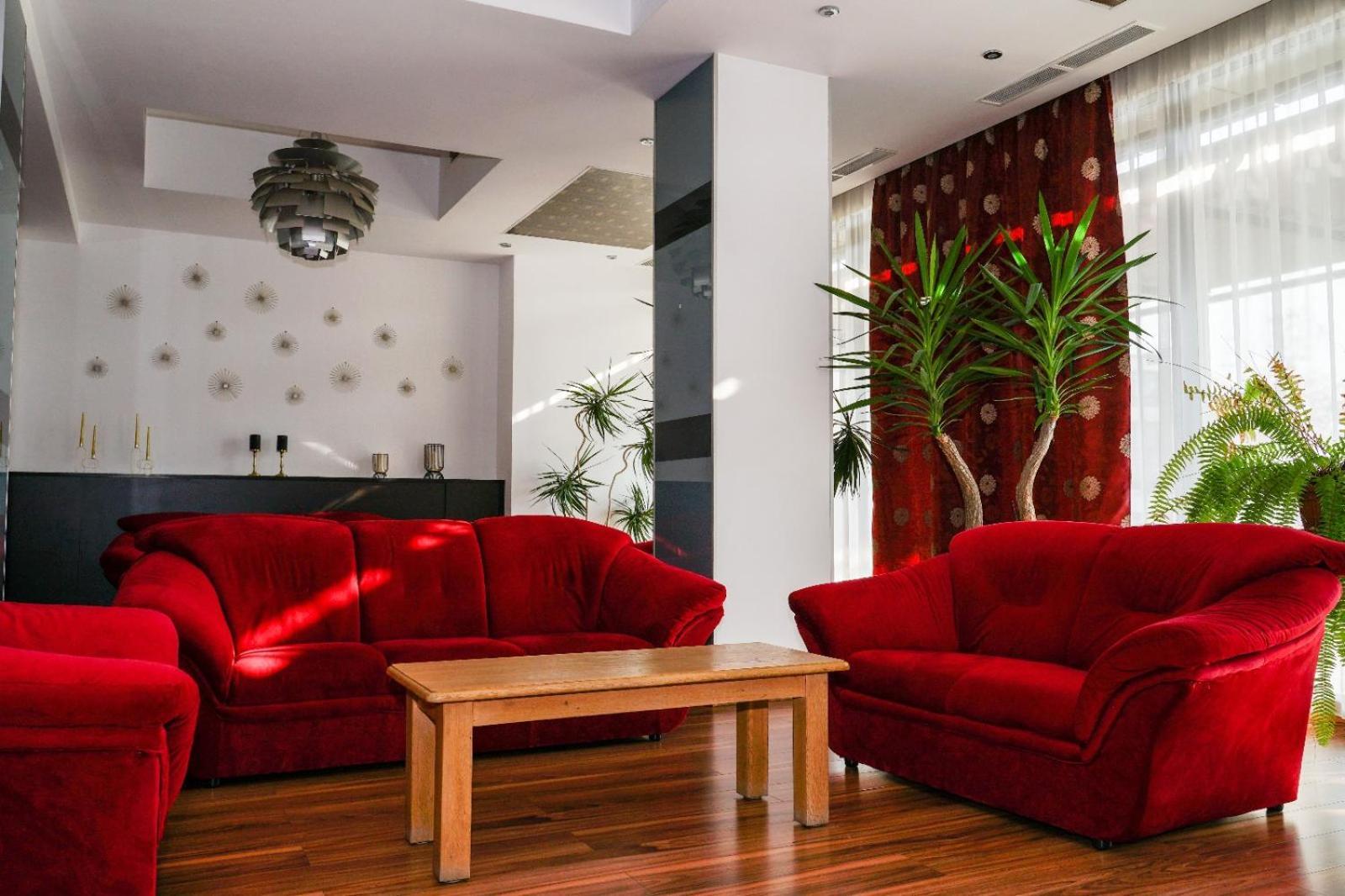 Hotel Criss Букурещ Екстериор снимка