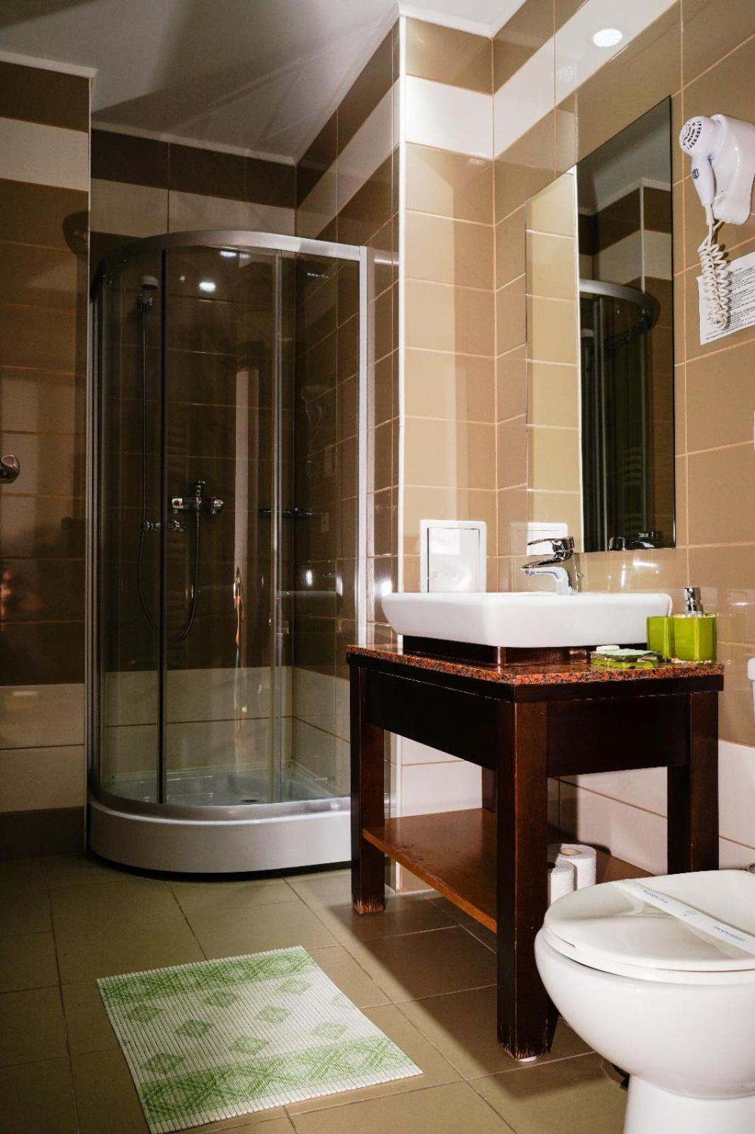 Hotel Criss Букурещ Екстериор снимка