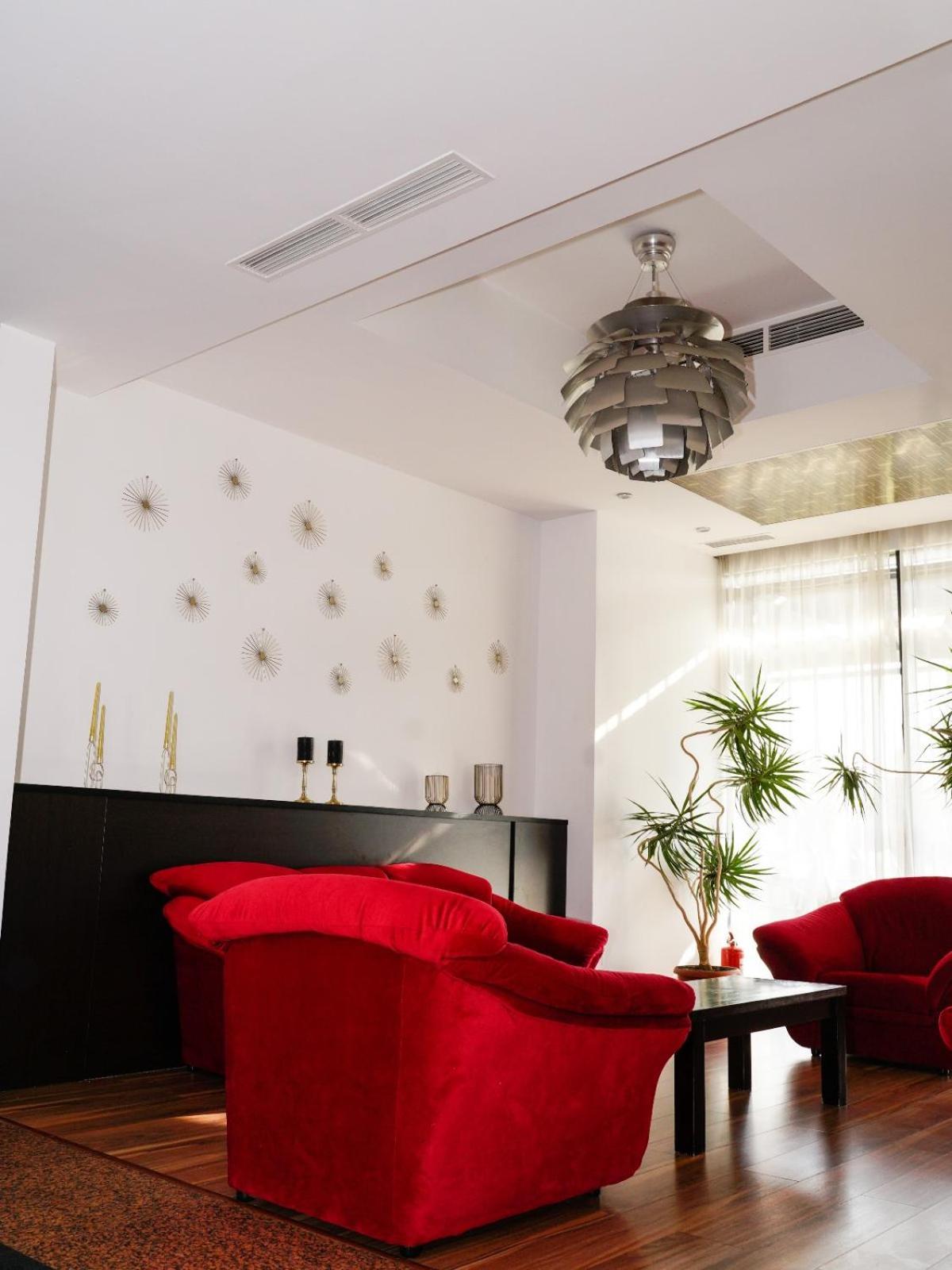 Hotel Criss Букурещ Екстериор снимка